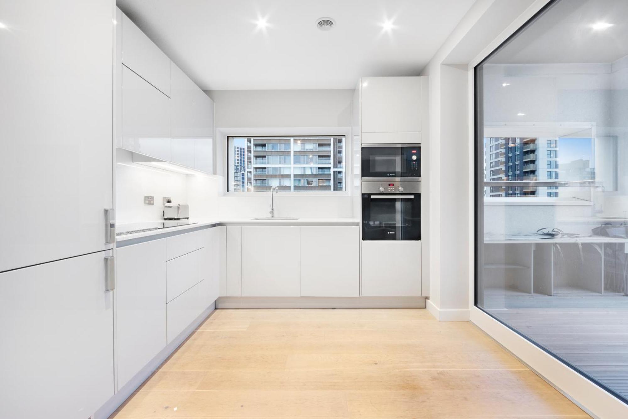 Modern 2 Bed Heart Of Elephant Castle Appartamento Londra
