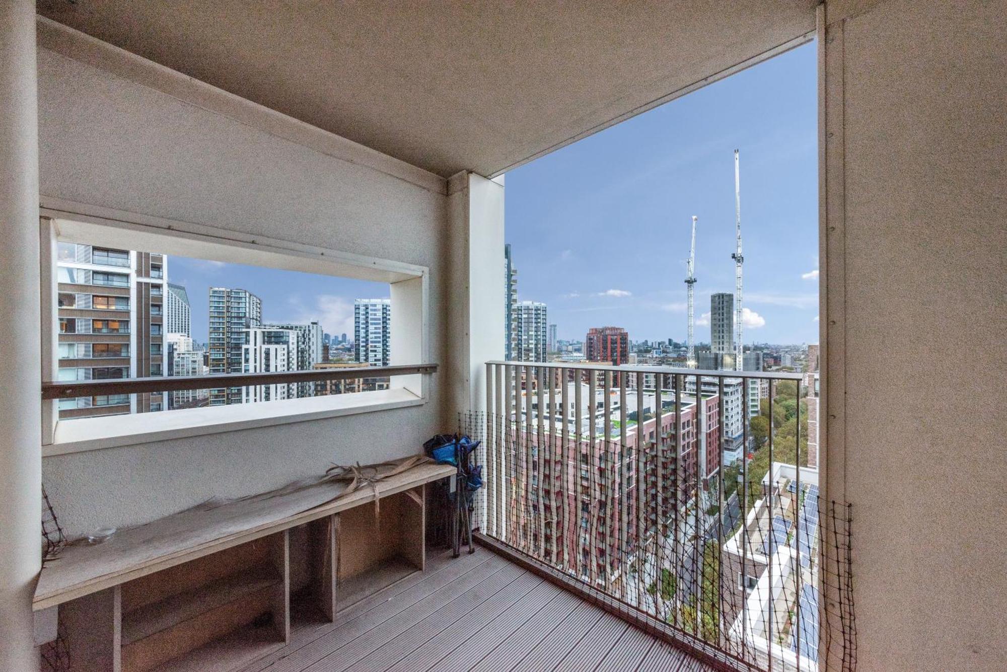 Modern 2 Bed Heart Of Elephant Castle Appartamento Londra